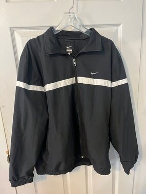 Nike Men's Black Windbreaker Jacket with White Stripe